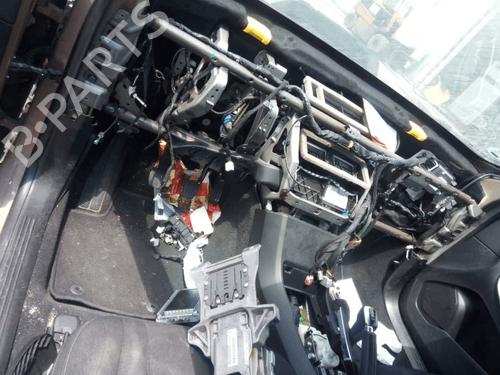 VOLVO V40 Hatchback (525) D2 2336882
