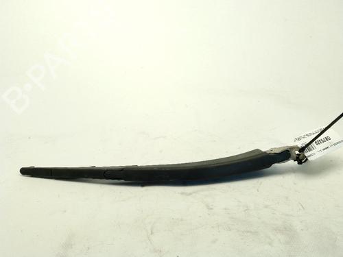 Used Rear windshield wiper arm FORD FIESTA VI (CB1, CCN) 1.25 (82 hp) 30146591