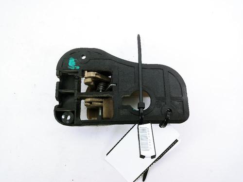 Venstre fortil invendig håndtag KIA CARENS III MPV (UN) 2.0 CRDi 115 (115 hp) 18370620