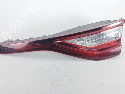Used Right tailgate light Right tailgate light RENAULT MEGANE IV Hatchback (B9A/M/N_) 1.5 dCi 110 (B9A3) (110 hp) 31988845 31988845