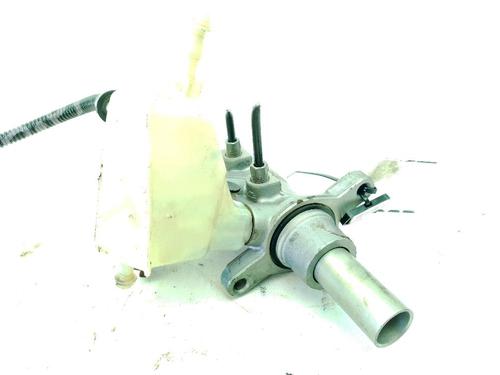 Used Brake master cylinder Brake master cylinder CITROËN C4 Grand Picasso II (DA_, DE_) 1.6 THP 165 (165 hp) 32515736 32515736