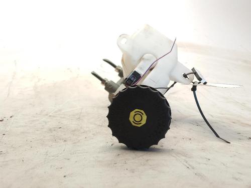 Brake master cylinder MITSUBISHI OUTLANDER III (GG_W, GF_W, ZJ, ZL, ZK) 2.0 (GF7W) | BP24970006M77