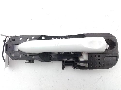 Used Front left exterior door handle Front left exterior door handle 39580602 39580602