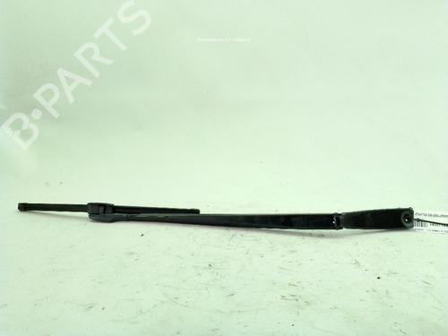 Used Front windshield wiper arm Front windshield wiper arm BMW 6 Gran Coupe (F06) 640 d (313 hp) 33975999 33975999