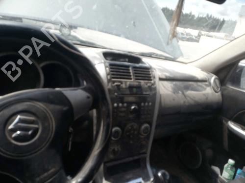 Front left window mechanism SUZUKI GRAND VITARA II (JT, TE, TD) 1.9 DDiS All-wheel Drive (JT419, TD44, JB419WD, JB419XD,... | BP24042539C22 