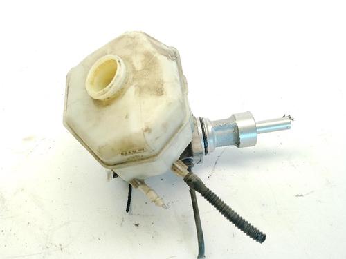 Used Brake master cylinder MERCEDES-BENZ SPRINTER 5-t Van (B906) 511 CDI 4x4 (906.653, 906.655, 906.657) (109 hp) 29298724