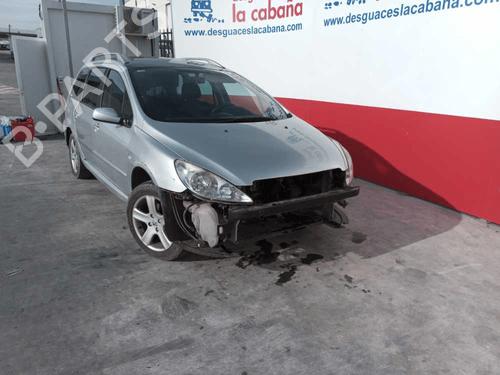 Left mirror PEUGEOT 307 SW (3H) 1.6 HDI 110 | BP18370607C26 