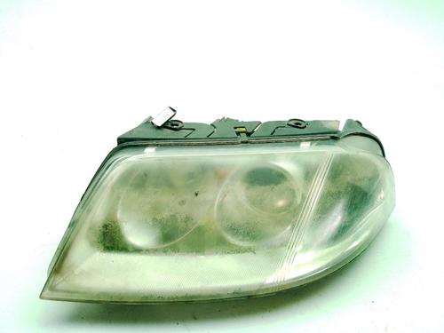 Faro izquierdo VW PASSAT B5.5 (3B3) 1.9 TDI (130 hp) 30525738