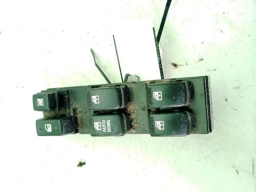 Used Left front window switch HYUNDAI TUCSON (JM) 2.0 CRDi (140 hp) 28973158