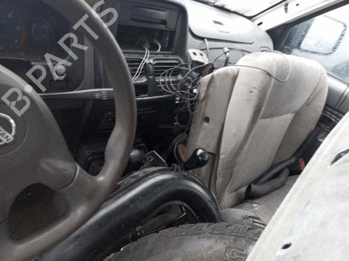 Used Parts NISSAN PICK UP (D22)  2.5 dCi 4WD  2333055