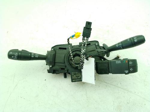 Used Headlight switch Headlight switch RENAULT CAPTUR I (J5_, H5_) 0.9 TCe 90 (90 hp) 26572059 26572059