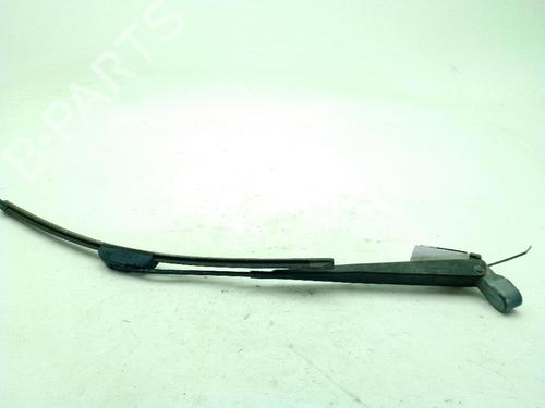 Used Front windshield wiper arm NISSAN TERRANO II (R20) 2.7 TDi 4WD (125 hp) 29203984