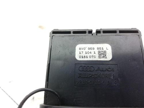 Left front window switch AUDI A3 Sportback (8VA, 8VF) 1.6 TDI | BP19484742I27 