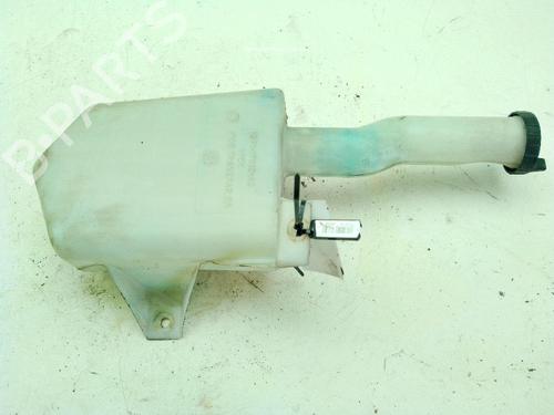 Used Windscreen washer tank FORD MONDEO III Saloon (B4Y) 1.8 16V (125 hp) 27173303