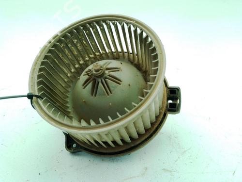 Used Heater blower motor TOYOTA HILUX VI Pickup (_N1_) 2.4 TD 4WD (LN165_, LN170_, LN190_, LN165, LN165H,... (90 hp) 30367893