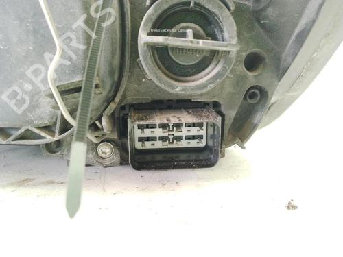 Right headlight VOLVO V50 (545) 1.6 | BP29219547C29