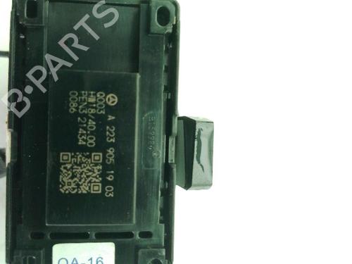 Left rear window switch MERCEDES-BENZ C-CLASS T-MODEL (S206) C 220 d (206.204, 206.216) | BP31848627I29