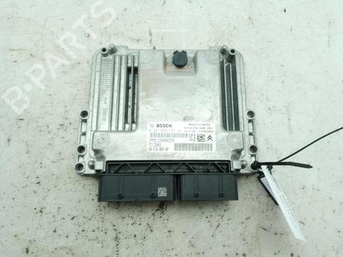 Used Electronic module OPEL VIVARO C Van (K0) 1.5 (102 hp) 24737070