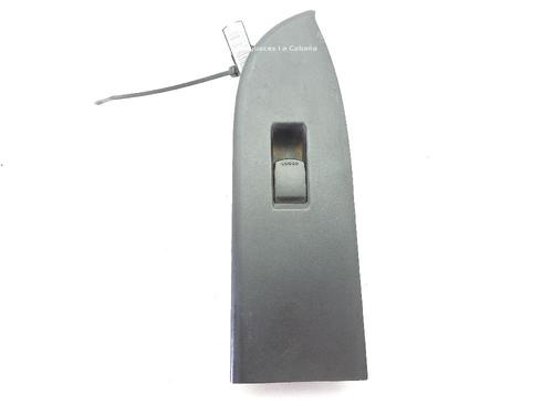 Used Right front window switch SUZUKI GRAND VITARA II (JT, TE, TD) 1.9 DDiS All-wheel Drive (JT419, TD44, JB419WD, JB419XD,... (129 hp) 18862113