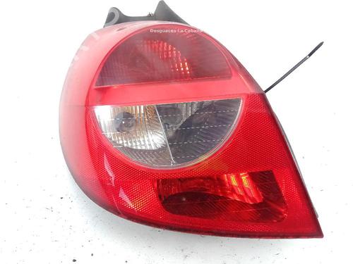Used Left taillight RENAULT CLIO III (BR0/1, CR0/1) 1.2 16V (BR02, BR0J, BR11, CR02, CR0J, CR11) (75 hp) 18371562