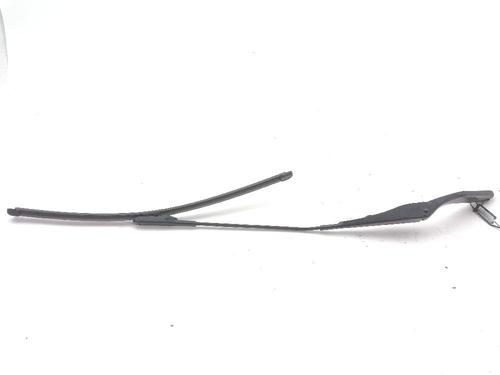 Used Front windshield wiper arm BMW 1 Coupe (E82) 118 d (143 hp) 24046482