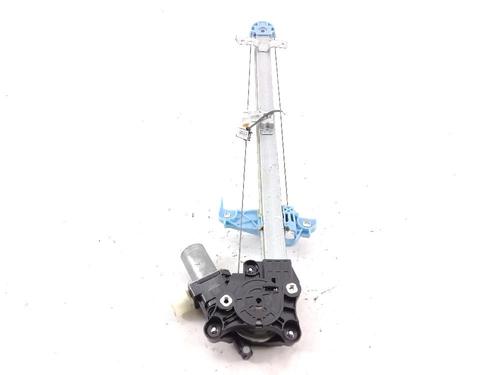 Used Front left window mechanism Front left window mechanism SUZUKI SWIFT V (AZ) 1.2 (A2L412, ZC83S) (90 hp) 18358380 18358380
