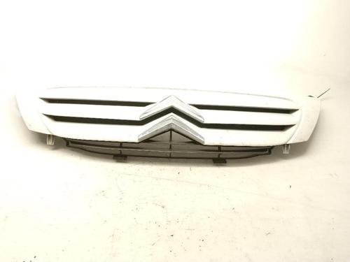 Used Grille Grille 39047614 39047614