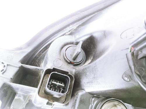 Right headlight HYUNDAI TUCSON (JM) 2.0 CRDi | BP31989218C29