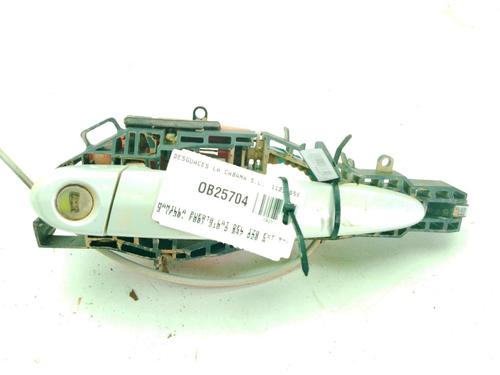 Used Front left exterior door handle BMW 3 (F30, F80) 318 d (150 hp) 24546400