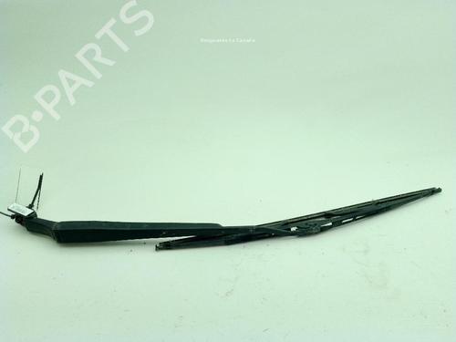 Used Front windshield wiper arm TOYOTA HILUX VI Pickup (_N1_) 2.4 TD 4WD (LN165_, LN170_, LN190_, LN165, LN165H,... (90 hp) 30410623