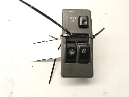 Used Left front window switch Left front window switch MITSUBISHI PAJERO CLASSIC (V2_W, V6_W, V7_W) 2.5 TD (V24W) (115 hp) 40278722 40278722