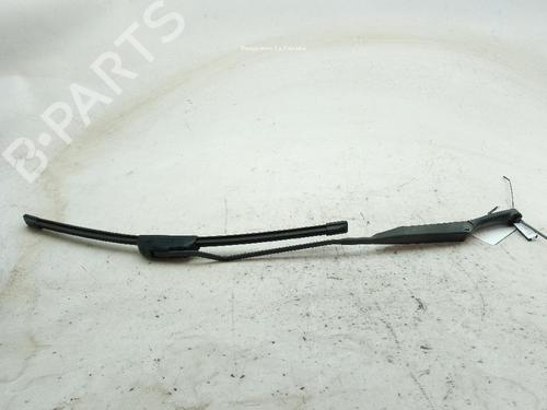 Used Front windshield wiper arm OPEL COMBO Tour 1.7 CDTI 16V (101 hp) 24607583