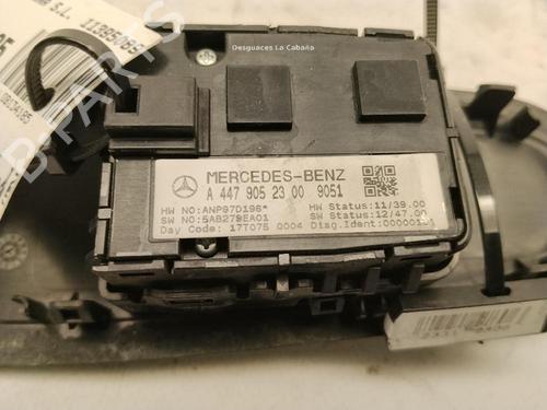 Left front window switch MERCEDES-BENZ VITO Van (W447) 111 CDI (447.601, 447.603, 447.605) | BP37067180I27 - Image 3