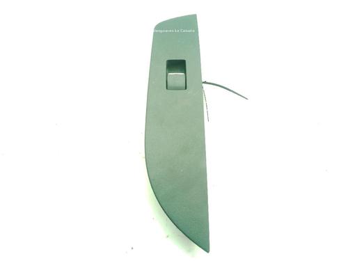right-front-window-switch-toyota-corolla-estate-_e21_-2019-35800263 main image