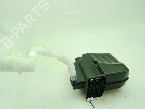 Used Windscreen washer tank Windscreen washer tank VW GOLF V (1K1) 1.9 TDI (105 hp) 33871716 33871716