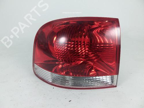 Used Left taillight VW TOUAREG (7LA, 7L6, 7L7) 3.0 V6 TDI (225 hp) 18359628