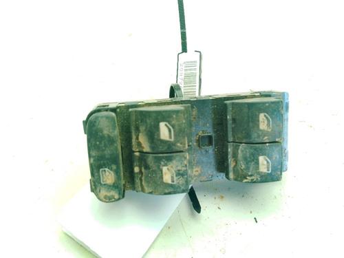 Used Left front window switch Left front window switch CITROËN C3 III (SX) 1.2 PureTech 82 (83 hp) 24969980 24969980