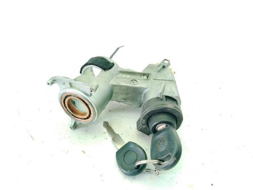 Used Ignition barrel VW TRANSPORTER T4 Van (70A, 70H, 7DA, 7DH) 1.9 TD (68 hp) 28008987