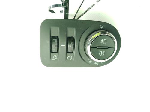 Used Headlight switch Headlight switch OPEL MERIVA B MPV (S10) 1.4 (75) (120 hp) 34391372 34391372