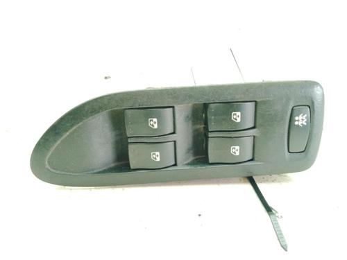 Used Left front window switch RENAULT LAGUNA II (BG0/1_) 1.9 dCi (BG0R, BG0E) (100 hp) 25865623
