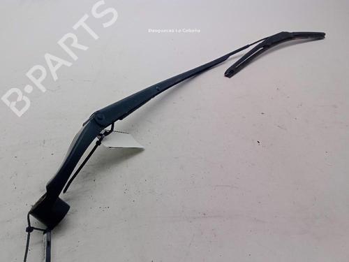 Used Front windshield wiper arm MAZDA 3 (BM, BN) 2.2 D (150 hp) 24048638