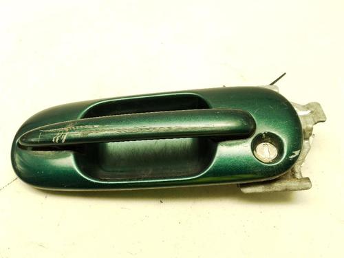 Used Front left exterior door handle Front left exterior door handle HONDA CR-V I (RD) 2.0 16V 4WD (RD1, RD3) (147 hp) 40622250 40622250