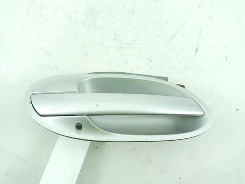 Used Front right exterior door handle Front right exterior door handle BMW 7 (E65, E66, E67) 730 Ld (231 hp) 39581330 39581330
