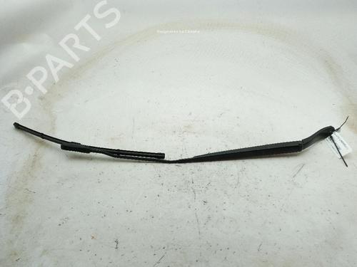 front-windshield-wiper-arm-opel-vivaro-c-van-k0-2019-24607603 main image