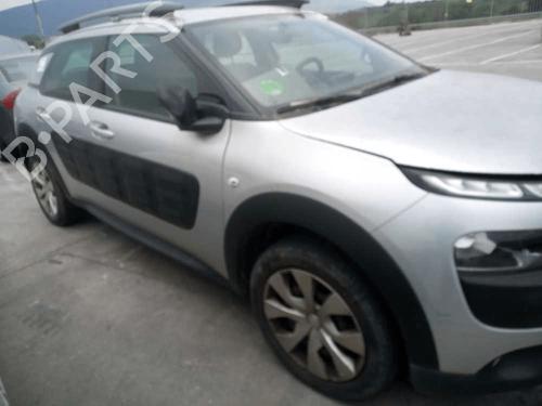 Right front fog light CITROËN C4 CACTUS 1.2 VTi 82 | BP38556179C31 - Image 9