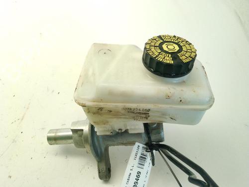 Used Brake master cylinder Brake master cylinder BMW 1 (F40) 116 d (116 hp) 25486501 25486501
