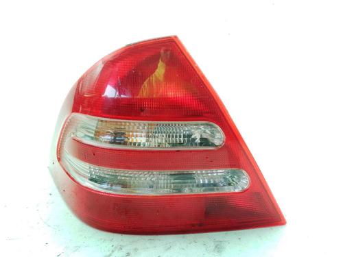 Used Left taillight MERCEDES-BENZ C-CLASS (W203) C 180 Kompressor (203.046) (143 hp) 31242996