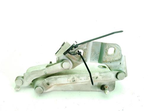 hingedoor-check-strap-land-rover-discovery-sport-l550-2014-30410724 main image