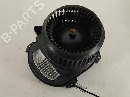 Used Heater blower motor MERCEDES-BENZ GLA-CLASS (X156) GLA 200 CDI / d (156.908) (136 hp) 31989043