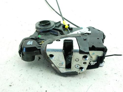 Used Front left lock TOYOTA AURIS (_E18_) [2012-2018]  24050742